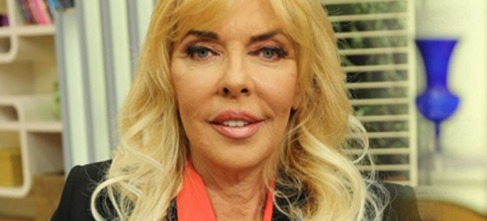 "Evlendiğim kişiler arkadaşlarımı ve hizmetçimi hamile bıraktı!"
