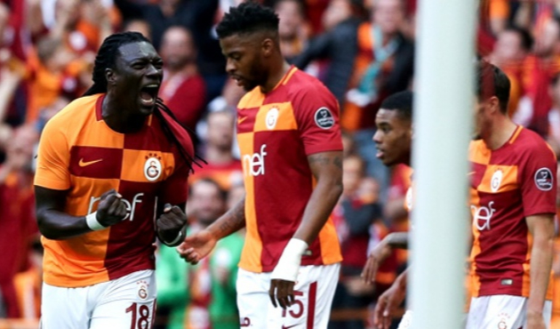 Ünlü isimlerden Şampiyon Galatasaray paylaşımları!