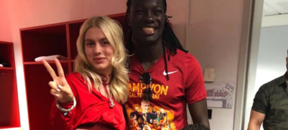 Aleyna Tilki ve Gomis bir araya geldi!