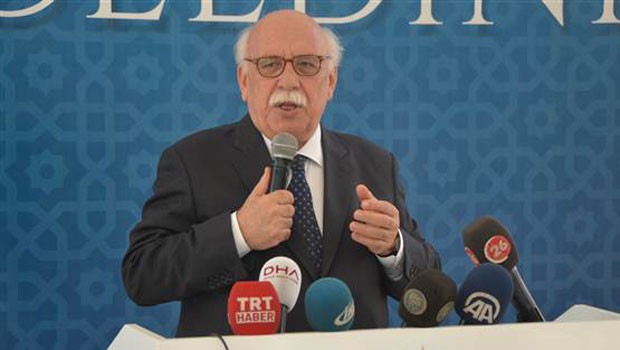 Bakan'dan şiveli turizm açıklaması... Naptık nettik, otobüsleri gettik