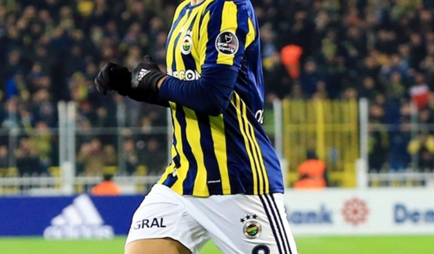 Fenerbahçeli oyuncuda yırtık var!