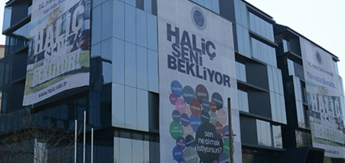 Paraları çuvalla kaçırdı! Üniversitede Cumhuriyet tarihinin en büyük vurgunu