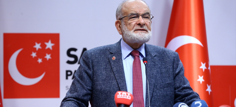 Saadet Partisi listeyi teslim etti!