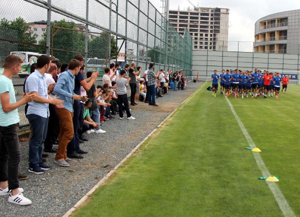Çaykur Rizespor, sezonu alkışlarla açtı