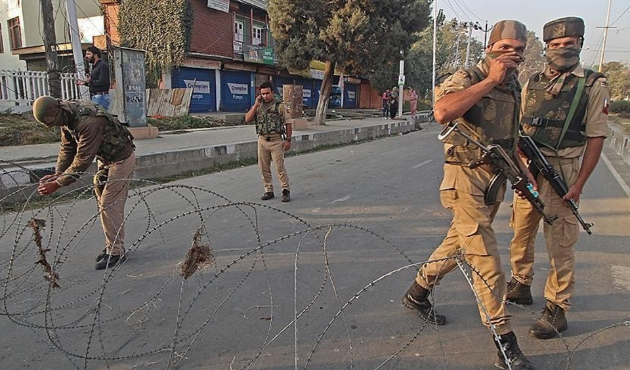 Pakistan ve Hindistan askerleri çatıştı: 7 ölü...