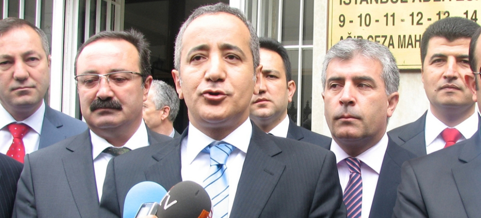 Firari FETÖ savcısı Seçen'in kardeşi itirafçı oldu