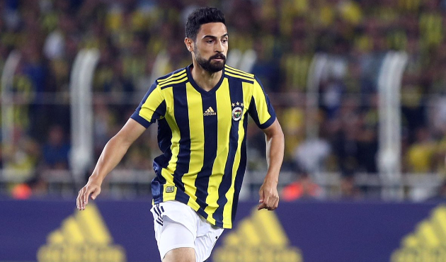 Yattığı yerden para basıyor!