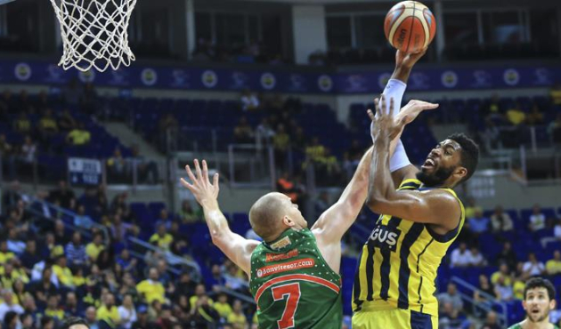 Nefes kesen maçta gülen Fenerbahçe Doğuş!