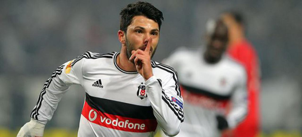 Tolgay'a Stuttgart kancası!