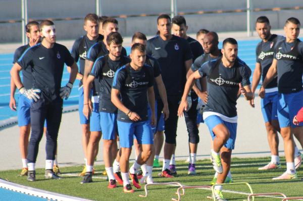 Trabzonspor kampta... Futbolcular kondisyon çalıştı
