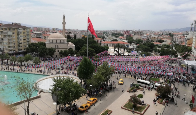 Akşener, Aydın’da beklediği kalabalığı toplayamadı