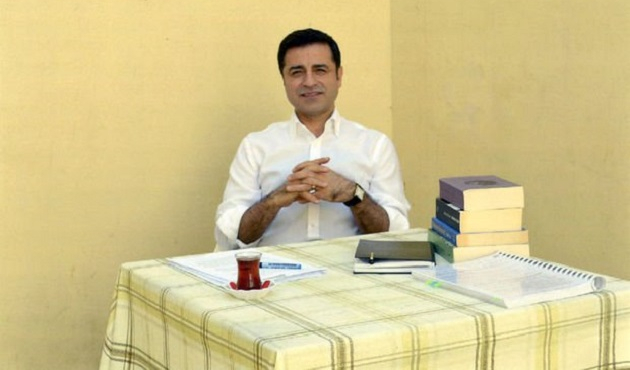 Selahattin Demirtaş'tan Fox TV talebi!