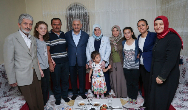 Başbakan Yıldırım, Yeşil ailesine misafir oldu!