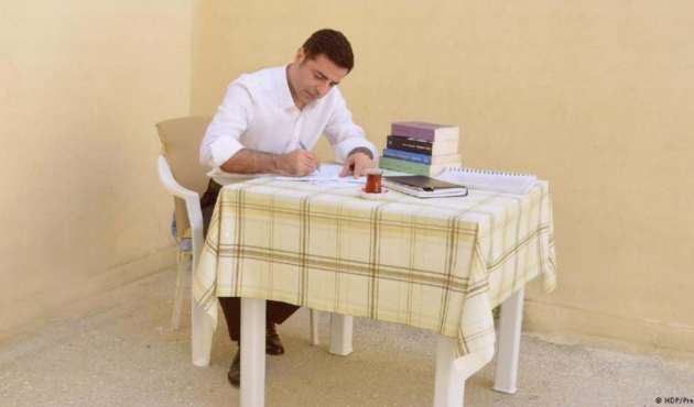 Demirtaş: Öz yönetim ve özerklik konusunda politika değişikliği yok!