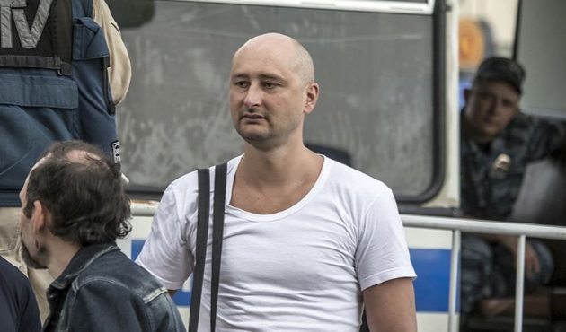 Rus gazeteci Ukrayna'da öldürüldü...