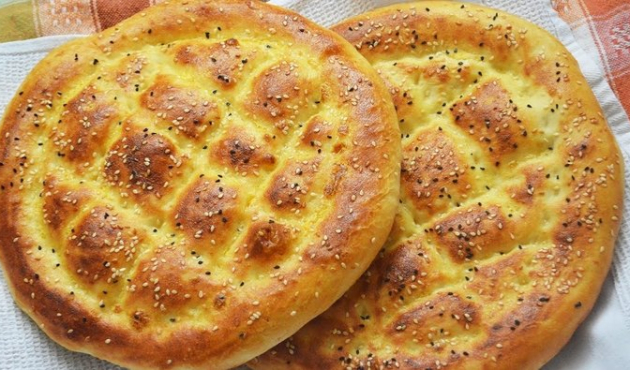 Arabada bulunan Ramazan pidesi tutuklattı!