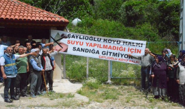 Su gelmezse sandığı boykot edecekler!