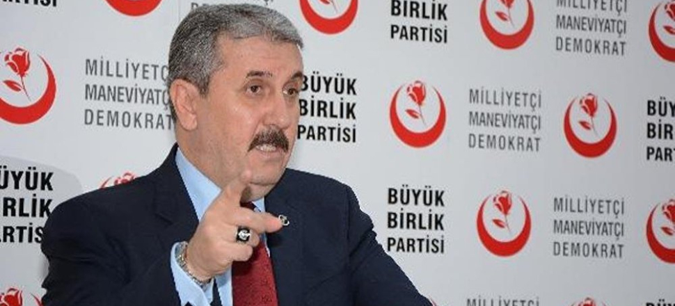 Büyük Birlik'in AK Parti'li sloganı!
