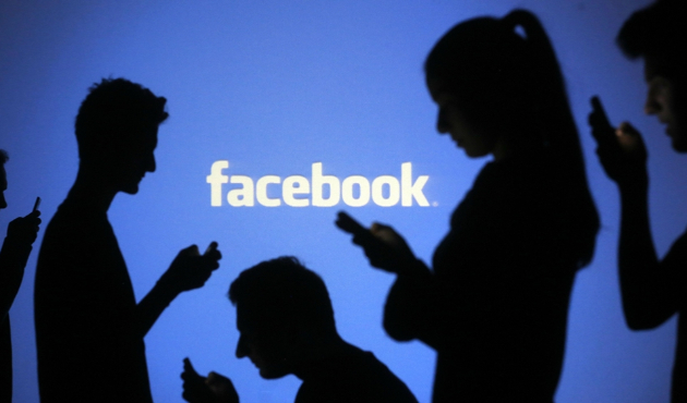 Facebook'a bir şok da İtalya'dan...