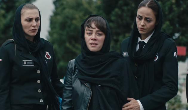 Reyting listesine Avlu damgası!