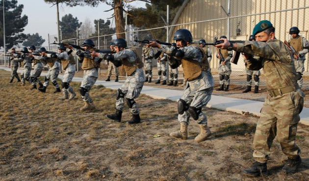 NATO 30 bin kişilik ordu kuruyor...