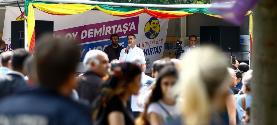 HDP'ye Berlin'de büyük şok: 250 kişi katıldı!
