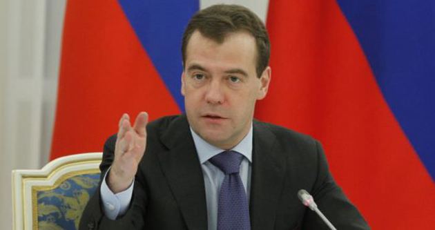 Medvedev, Charter seferler için tarih verdi...