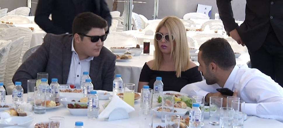 Çiftlik Bank'ın "Tosuncuk"unun eşi de firar etti!