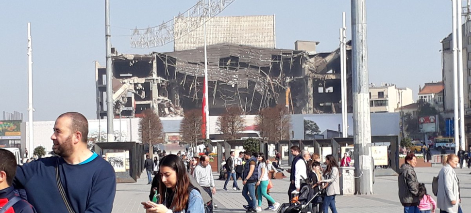 Murat Bardakçı'dan 'yeni AKM yapılmasın' çıkışı!