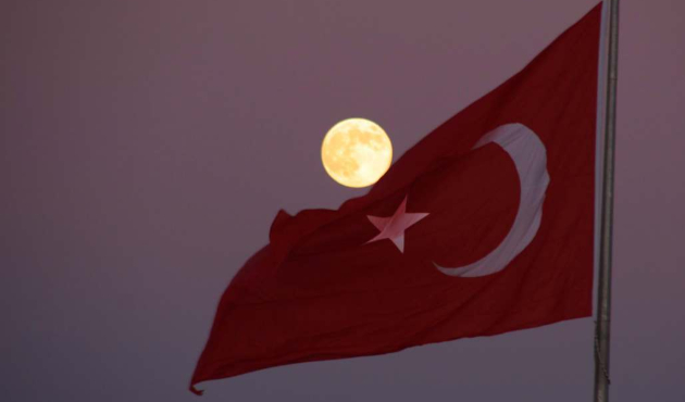 "O bayrak 24 Haziran’a kadar Kandil’e dikilir!"