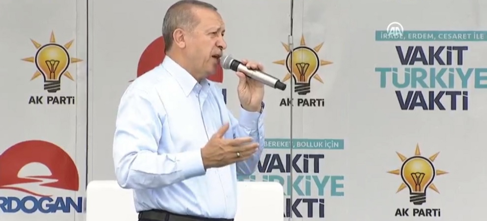 Erdoğan'dan İnce'ye prompter yanıtı!