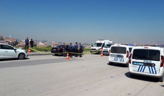 Lüks otomobilde sır dolu ölüm!