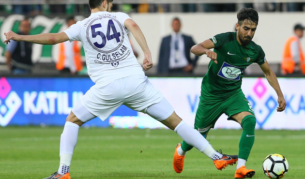 Galatasaray'ın yeni hedefi Muğdat Çelik!