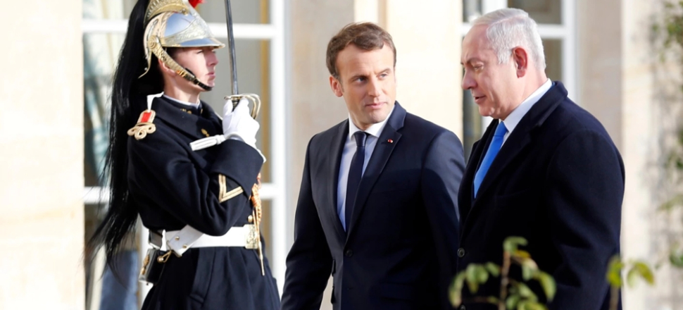 Netanyahu'ya bir şok da Macron'dan...