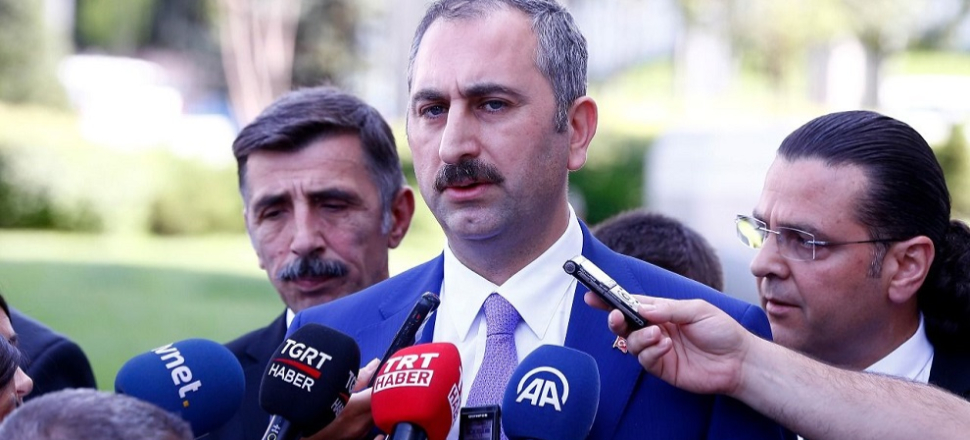 Adalet Bakanı'ndan CHP heyetine: Mahçup oldular!