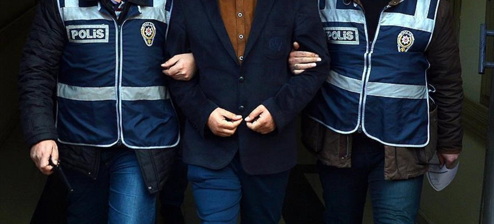 FETÖ'nün 'hayaleti' metrobüste yakalandı!