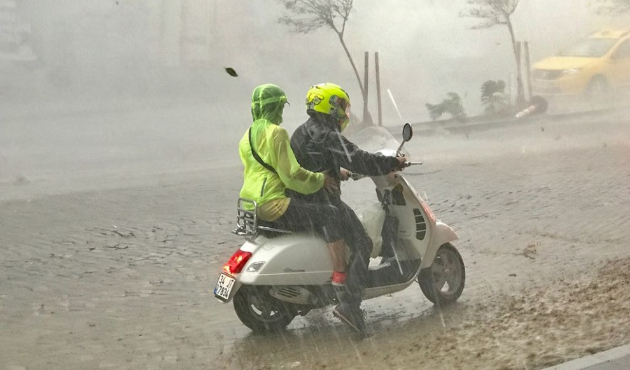 Sabah güneşine aldanmayın! Sağanak yolda...