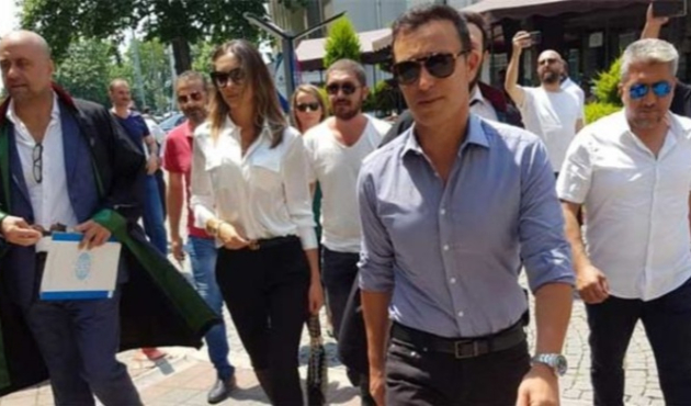 Sandal çifti 14 yıllık yolun sonuna geldi!