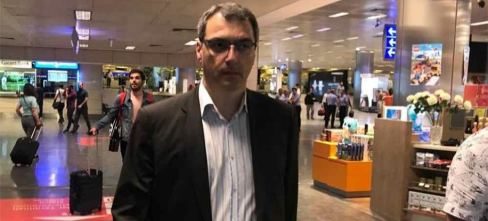 "Ali Koç'un daveti üzerine İstanbul'dayım"