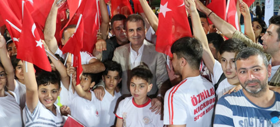 AB Bakanı Ömer Çelik sporcularla buluştu!