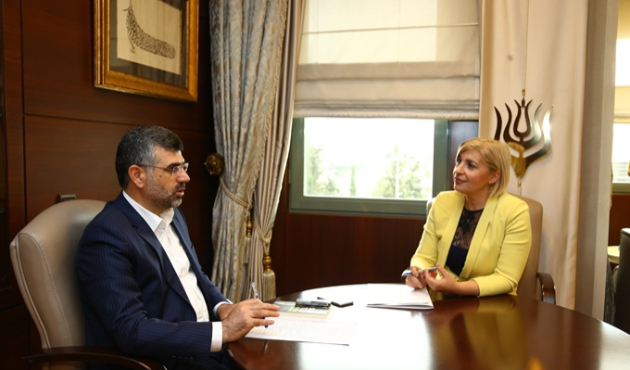 "Gençler akıllarını kiraya vermemeli..."