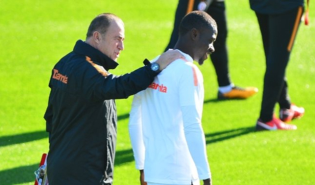 N'diaye'den Terim'e mesaj: Takıma dönmek istiyorum