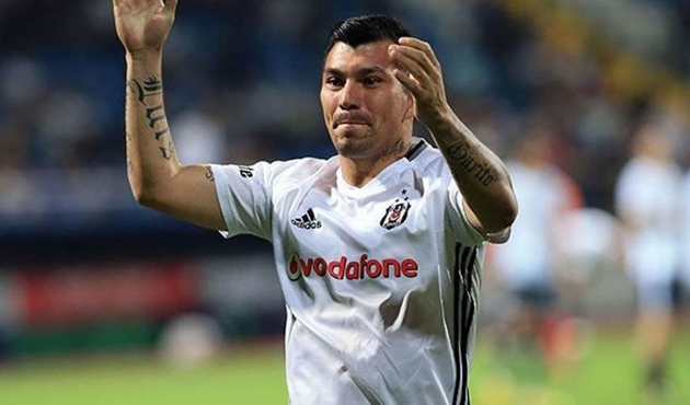 "Hocanın bana şişmansın dediği anı asla unutamam"