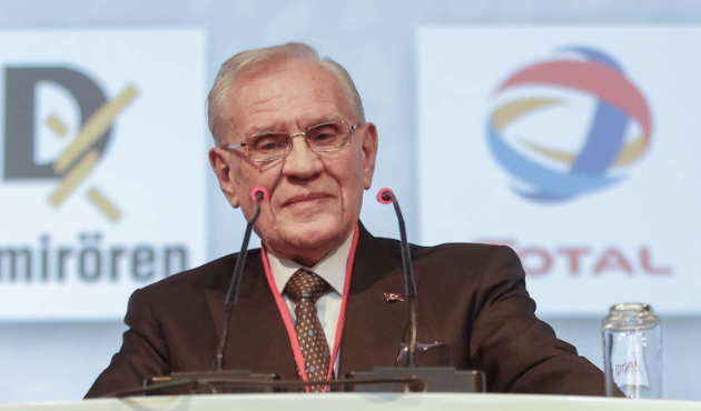 Mustafa Sandal: Amcam seni çok özleyeceğim...