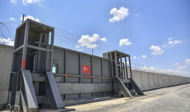 Suriye sınırında dev duvar! Tam 564 kilometre