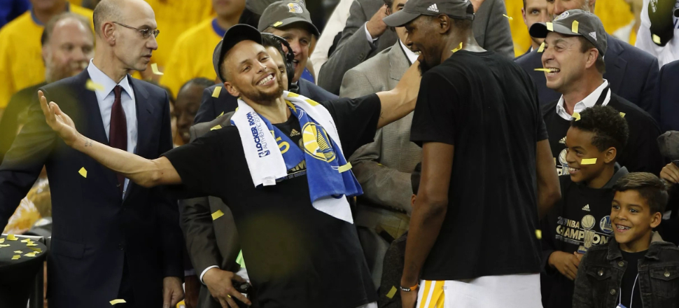 NBA şampiyonu Golden State Warriors!
