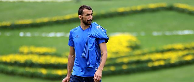 Mehmet Topal 4 yıllık sözleşmeye imzayı attı