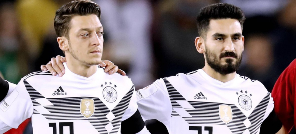 Merkel'den Mesut ve İlkay açıklaması!