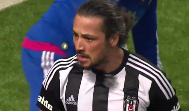 İlhan Mansız Beşiktaş'a dönüyor!