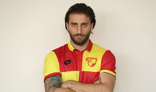 Göztepe ilk transferine imza attı!